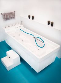 Ванна водолечебная «Гольфстрим» для подводного душ-массажа (650/570 л) Ванна водолечебная «Гольфстрим» для подводного душ-массажа (650/570 л)